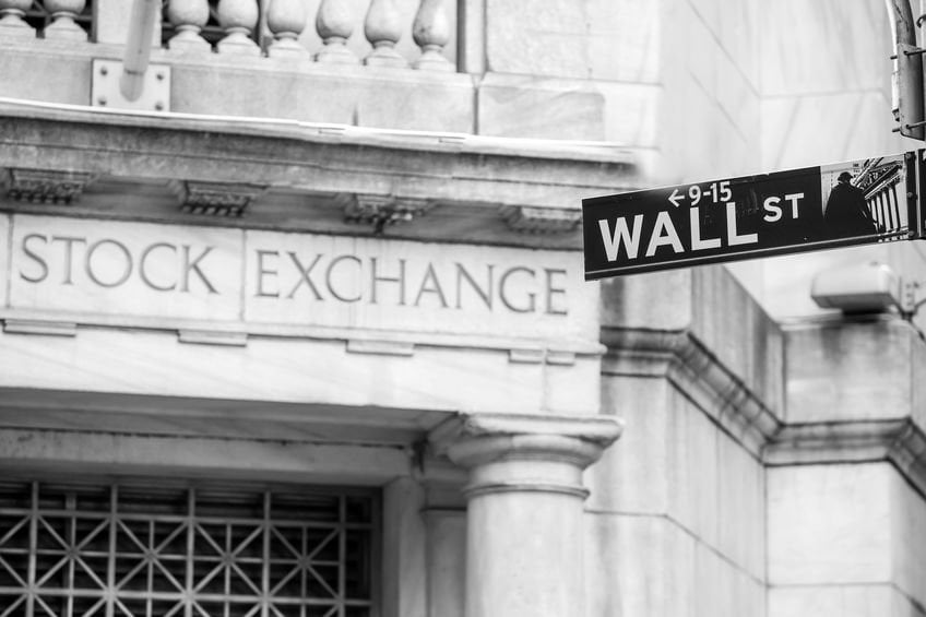 Nasdaq futures jump 137 points: 5 things to know before Wall Street opens