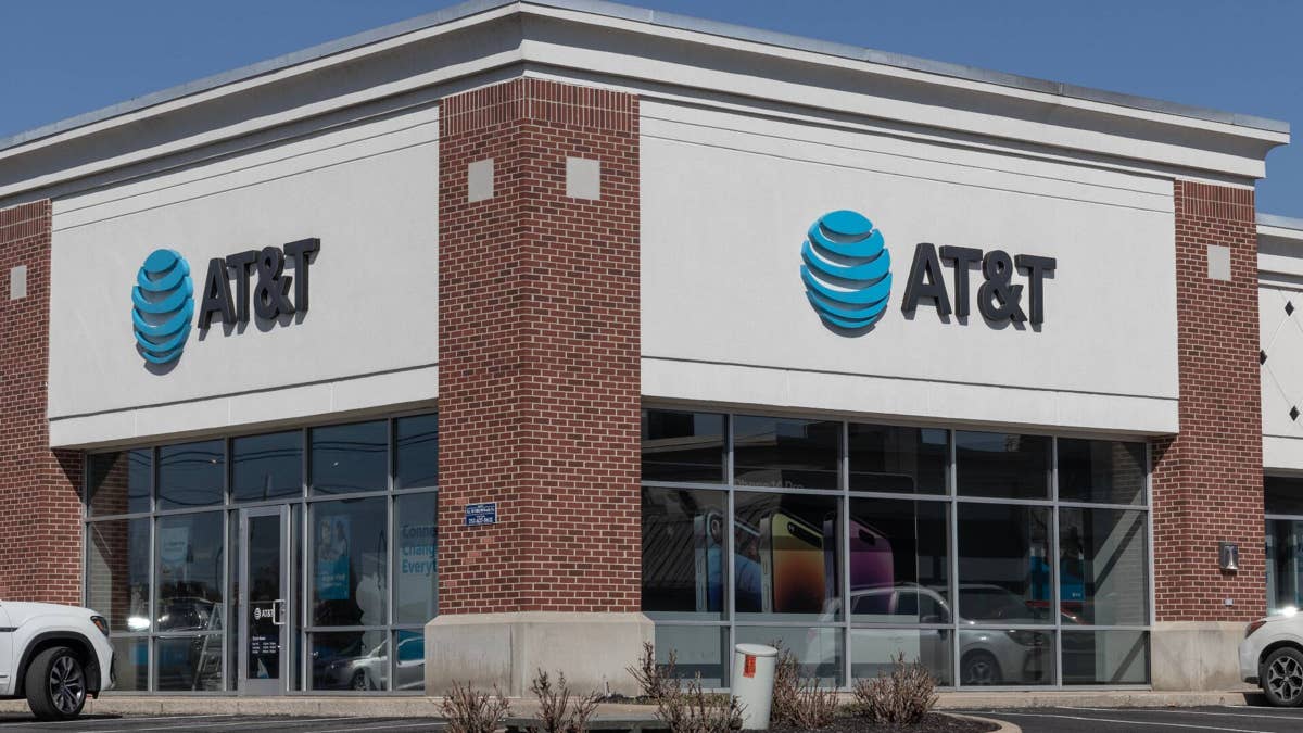 AT&T launches free healthcare perk for customers